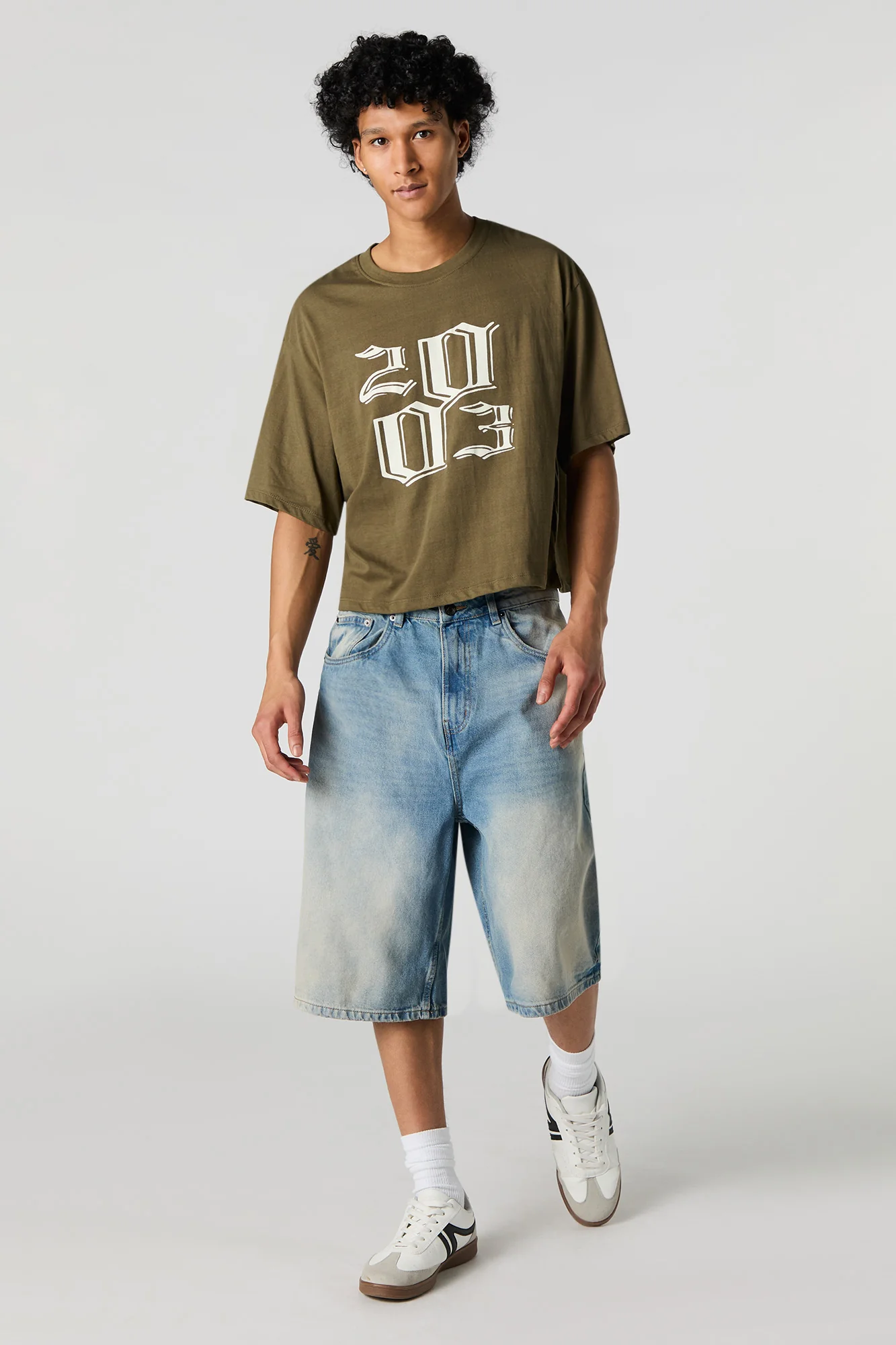 T-shirt carré à imprimé 2003 - Image 3